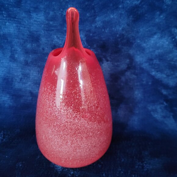 Red speckled swung vase - Picture 3 of 6